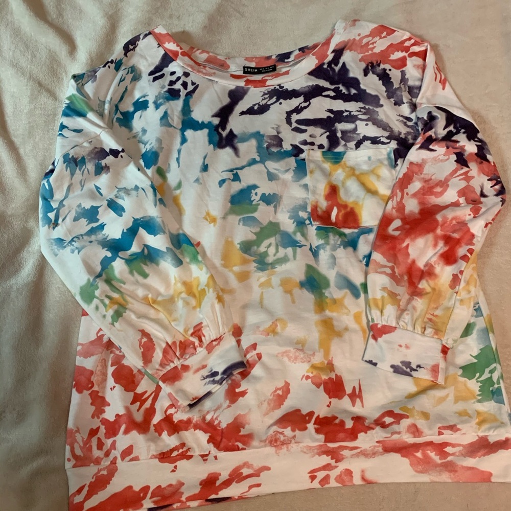 Tie dye lightweight sweatshirt
